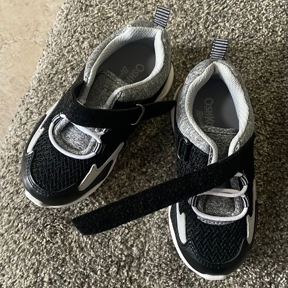 Oshkosh Bgosh toddler shoes